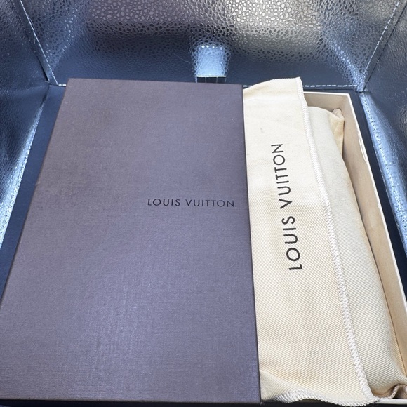 Vintage Louis Vuitton Monogram wallet. AUTHENTIC - Picture 10 of 10